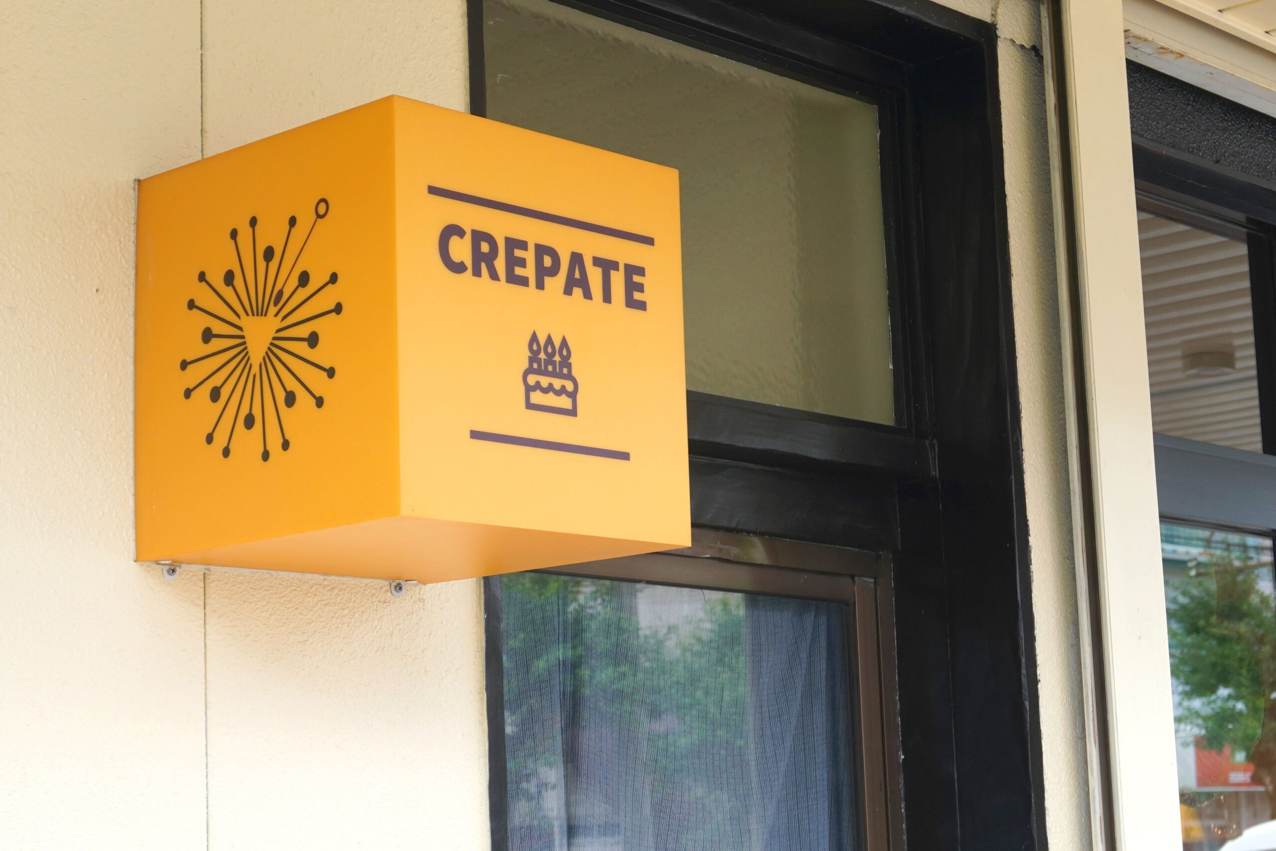店主の遊び心と情熱が詰まった洋菓子店 CREPATE